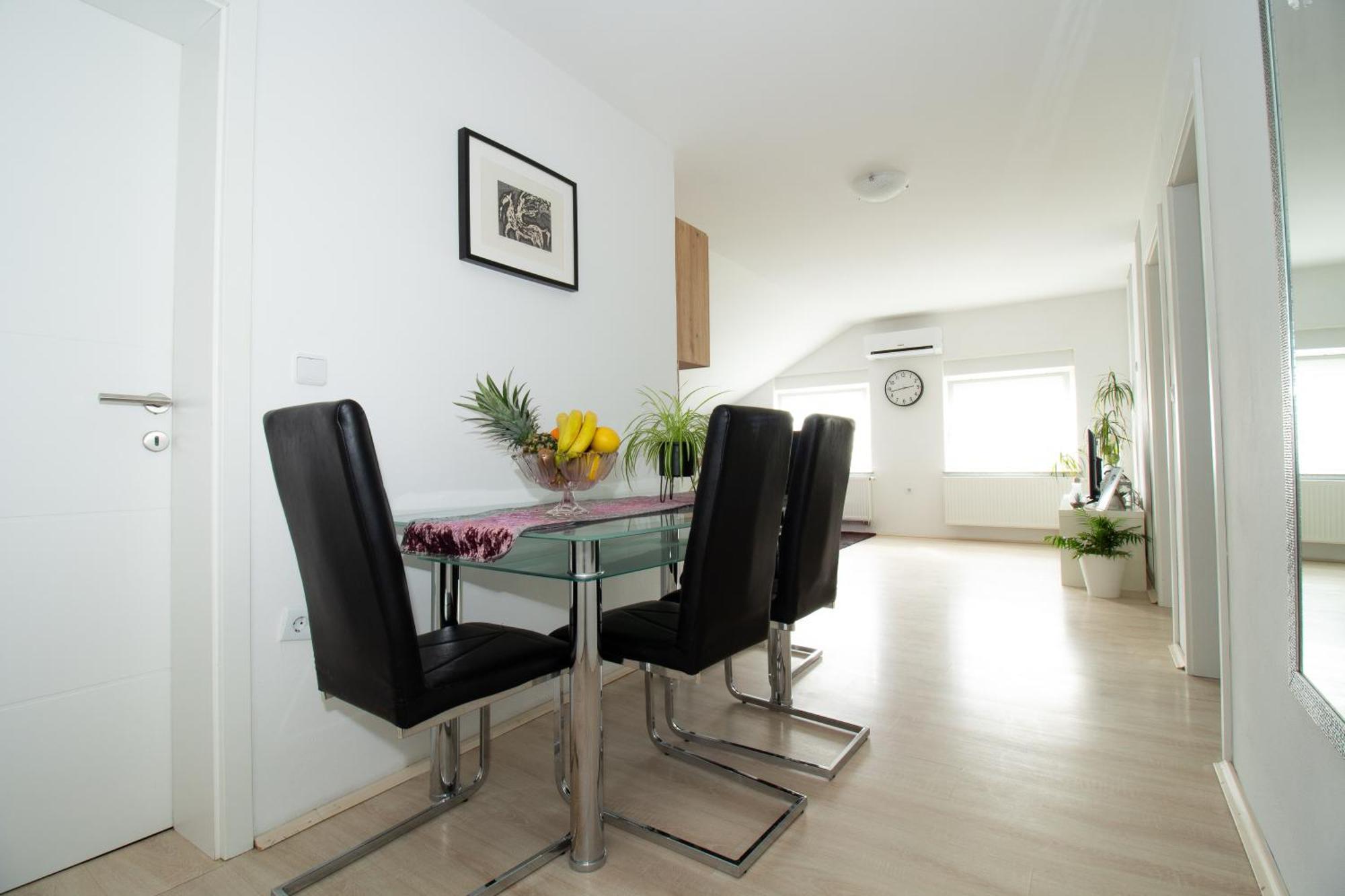 Apartman Keti Donja Lomnica Екстер'єр фото
