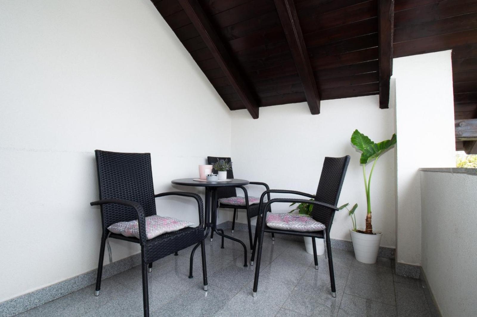 Apartman Keti Donja Lomnica Екстер'єр фото